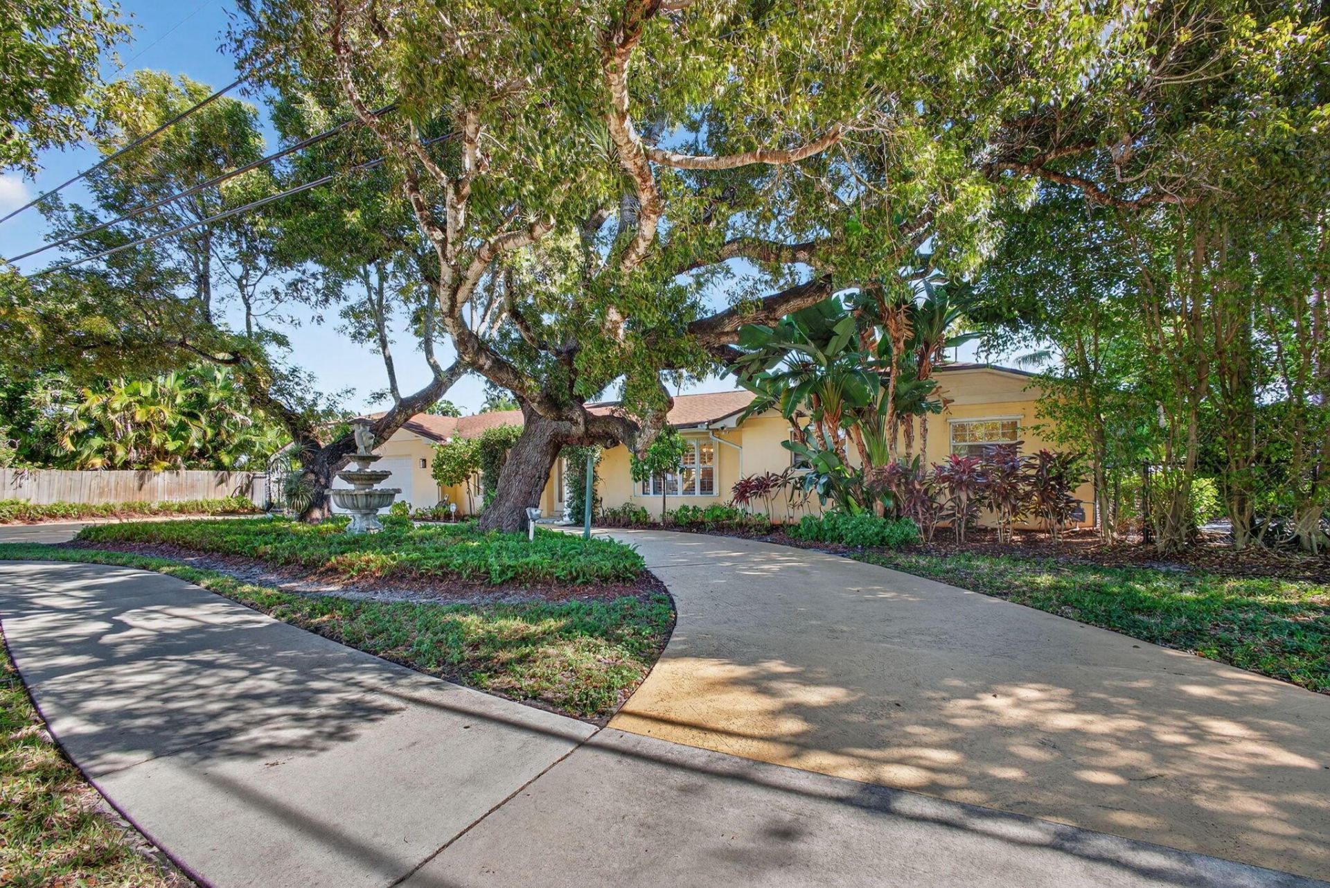 12046 Prosperity Farms Road, Palm Beach Gardens, FL 33410 Photo