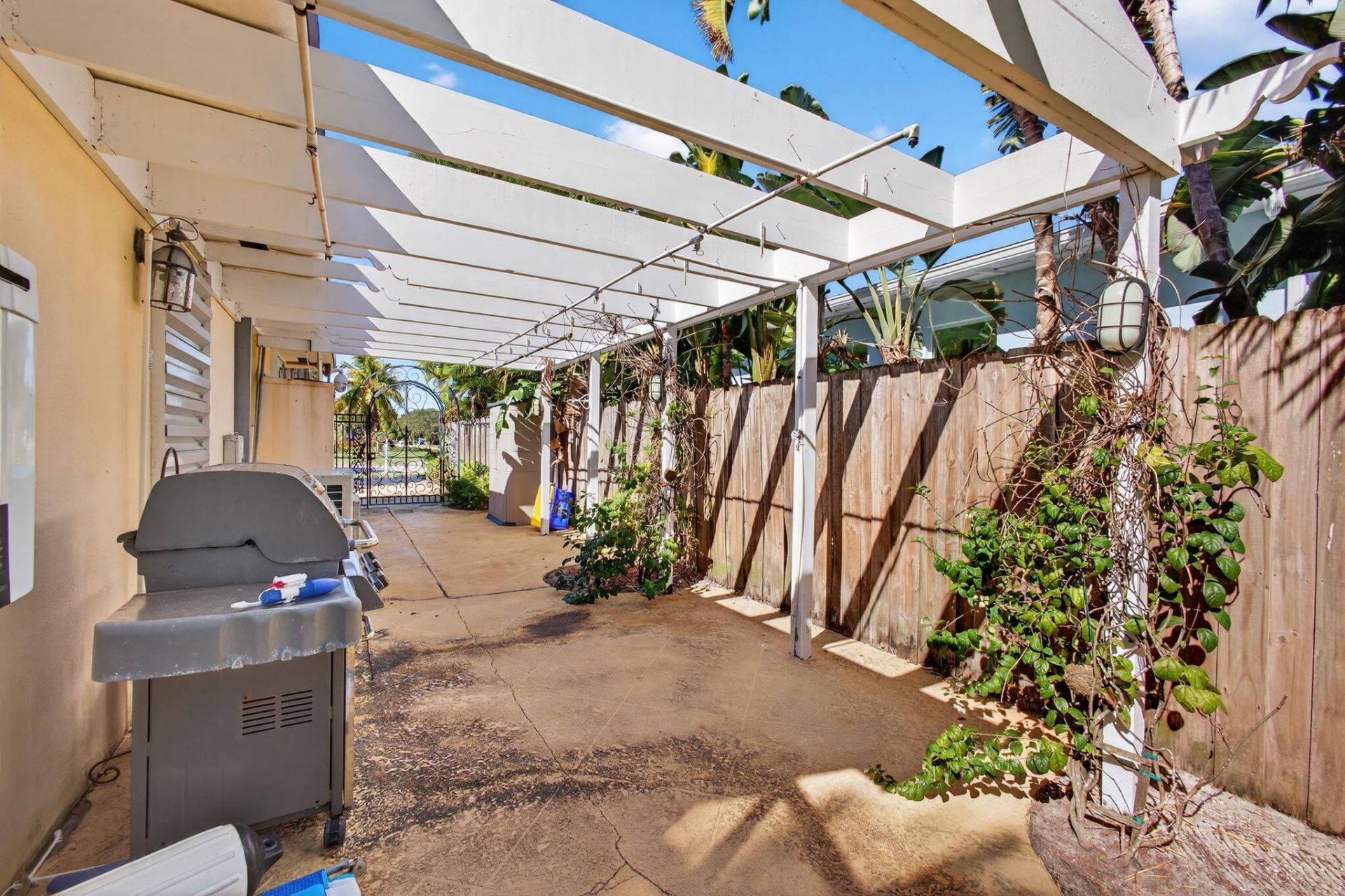 12046 Prosperity Farms Road, Palm Beach Gardens, FL 33410 Photo