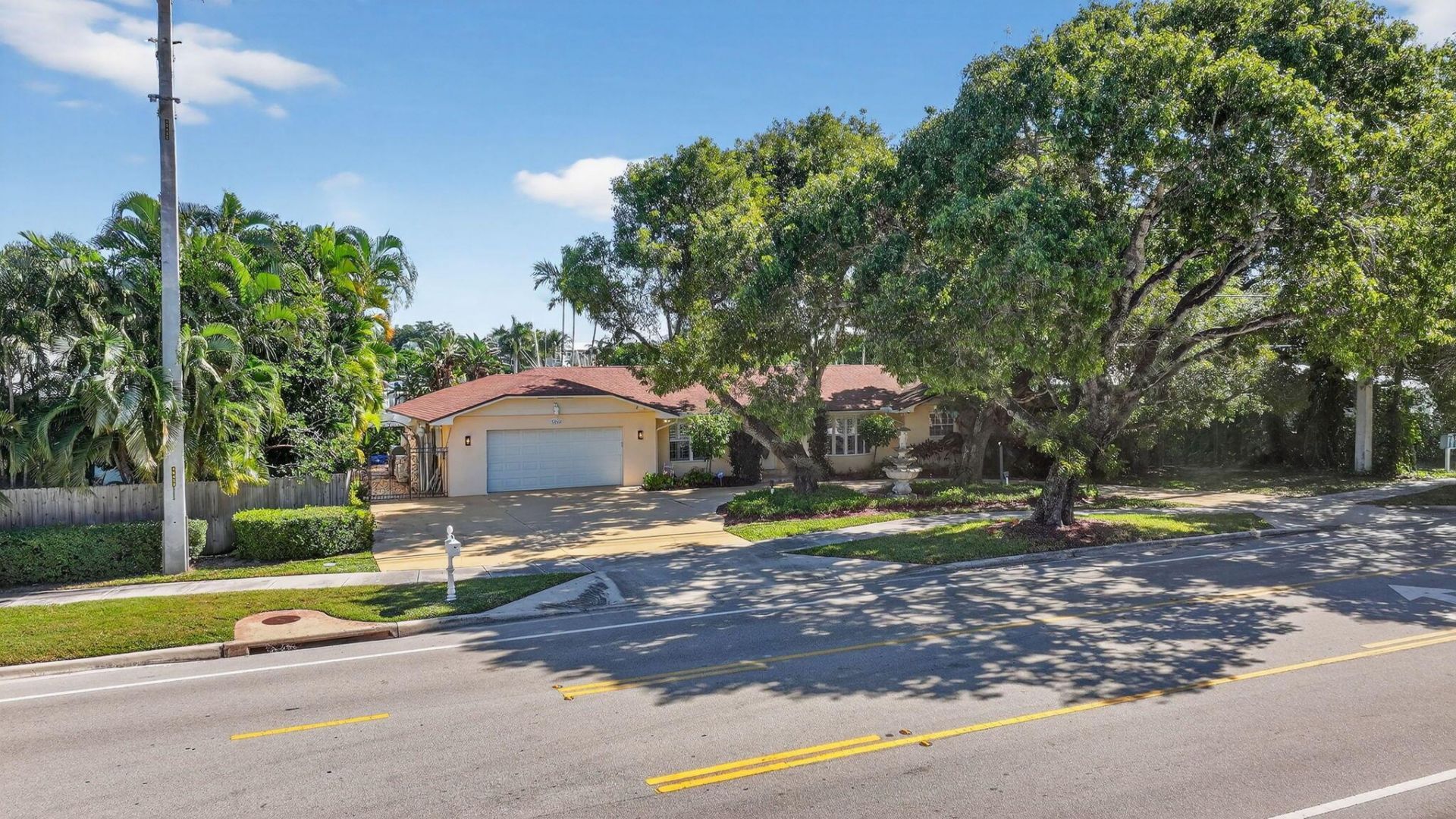 12046 Prosperity Farms Road, Palm Beach Gardens, FL 33410 Photo