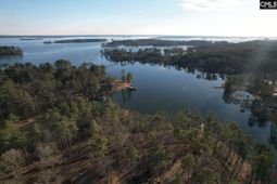 1533 Saugus Court  photo 4