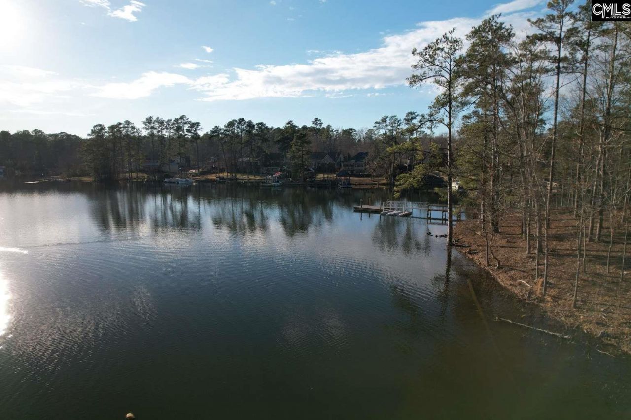 1533 Saugus Court  Photo 6