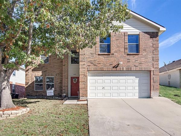 6425 Meadow Way Lane, Fort Worth, TX 76179