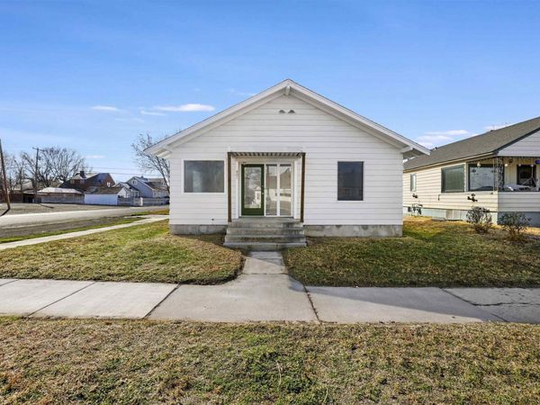 401 Broadway Ave N, Buhl, ID 83301