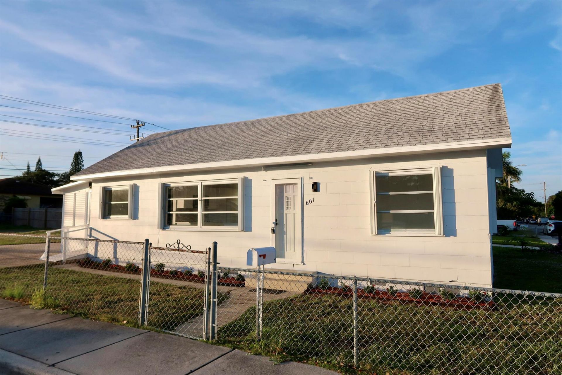 601 N B Street, Lake Worth Beach, FL 33460 Photo