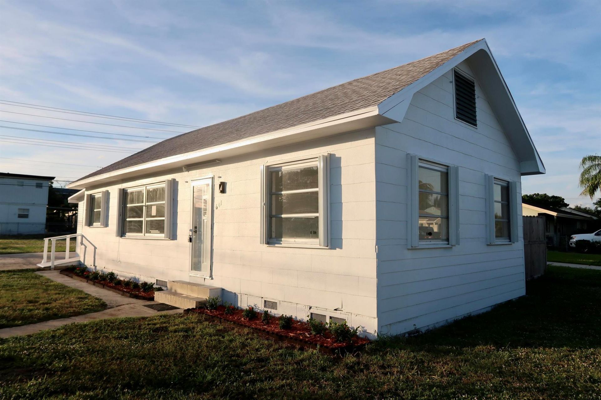 601 N B Street, Lake Worth Beach, FL 33460 Photo