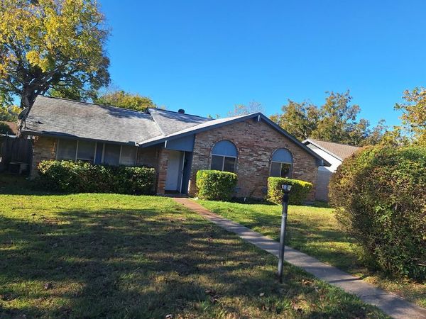 3801 Lancelot Place, Garland, TX 75043