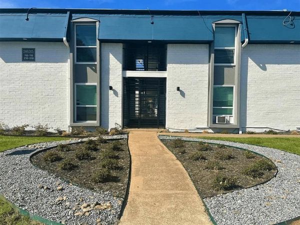 3627 Almazan Drive, Unit 117, Dallas, TX 75220