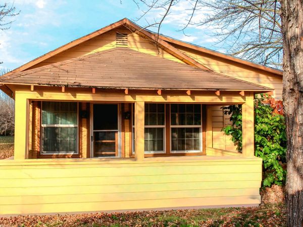 1975 Spring Street, Medford, OR 97504