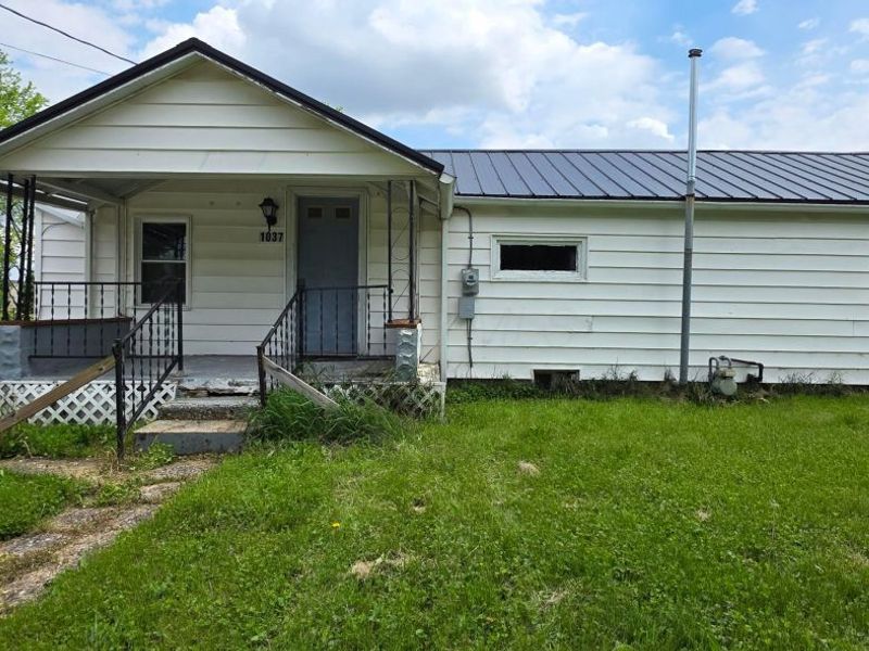 1037 Fishlock Avenue, Findlay, OH 45840 Photo 1