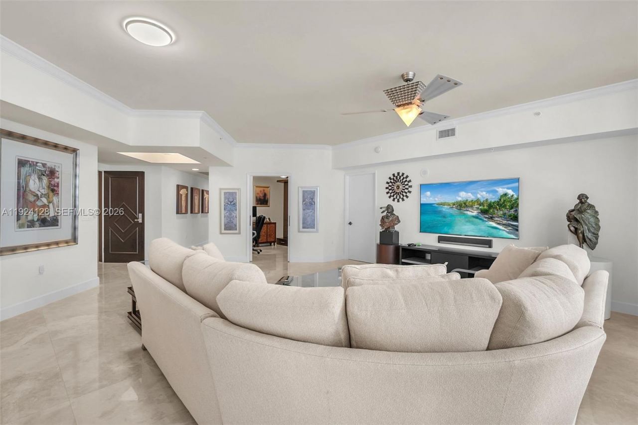 333 Las Olas Way, Unit 1705, Fort Lauderdale, FL 33301 Photo