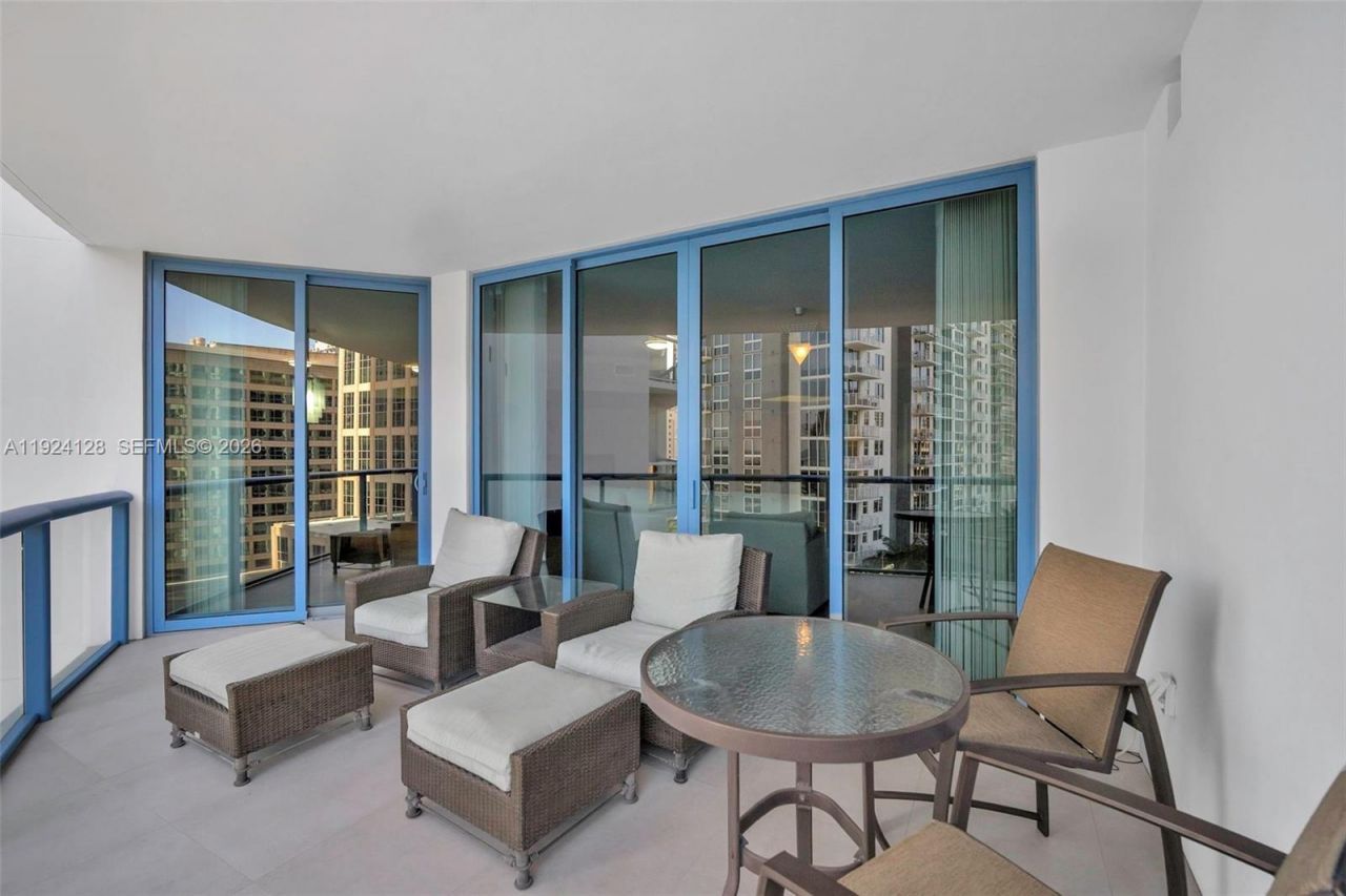 333 Las Olas Way, Unit 1705, Fort Lauderdale, FL 33301 Photo