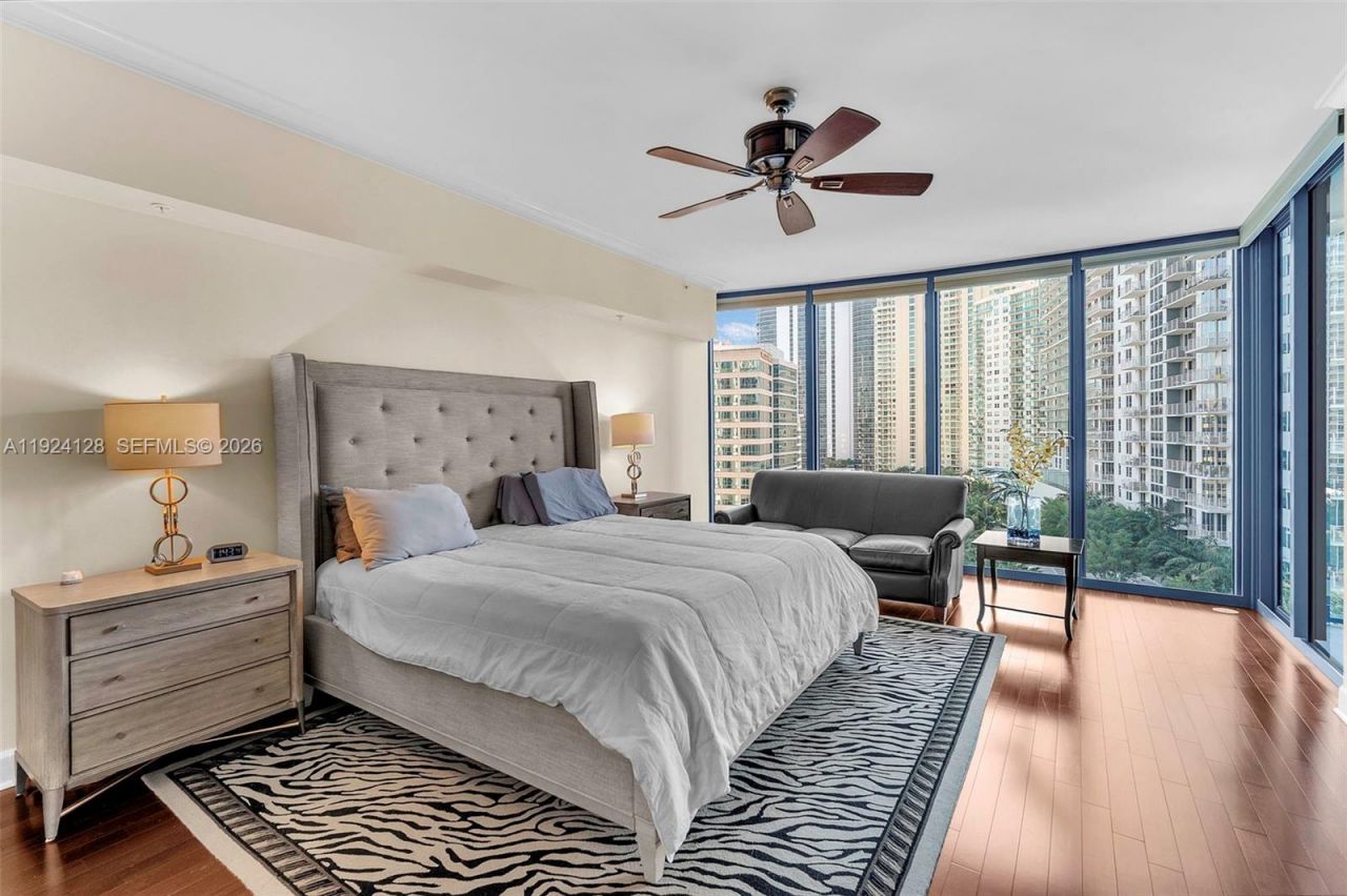 333 Las Olas Way, Unit 1705, Fort Lauderdale, FL 33301 Photo