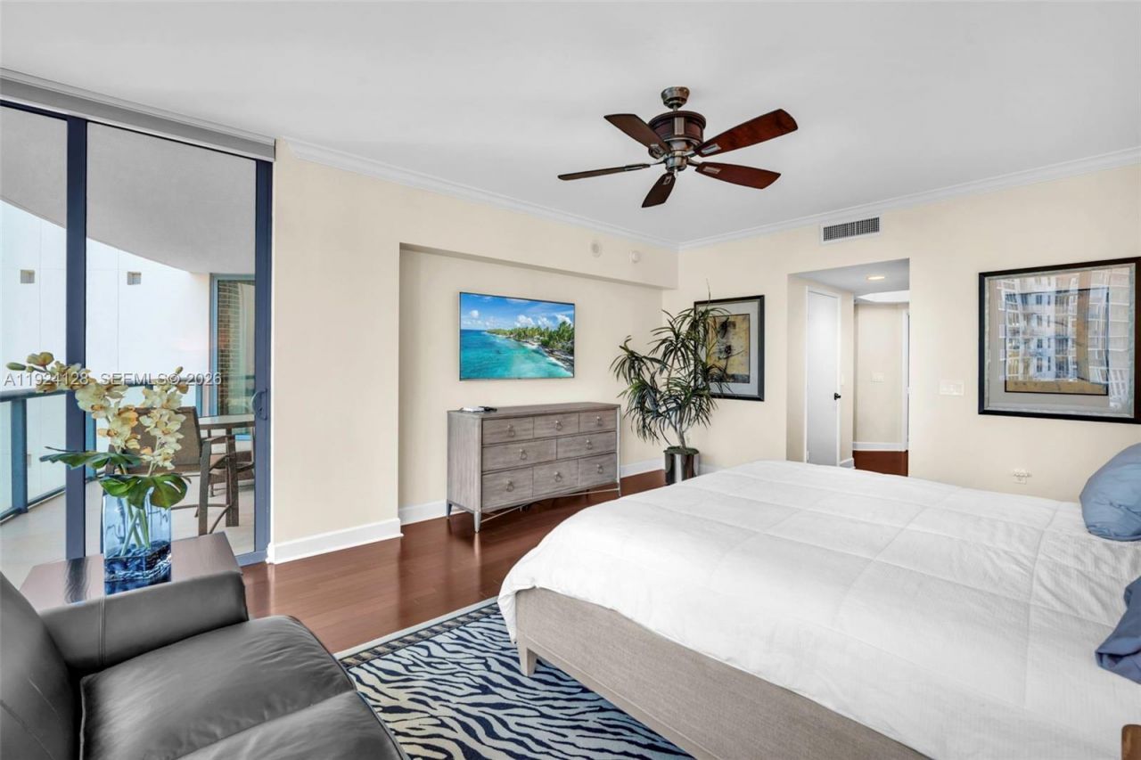 333 Las Olas Way, Unit 1705, Fort Lauderdale, FL 33301 Photo