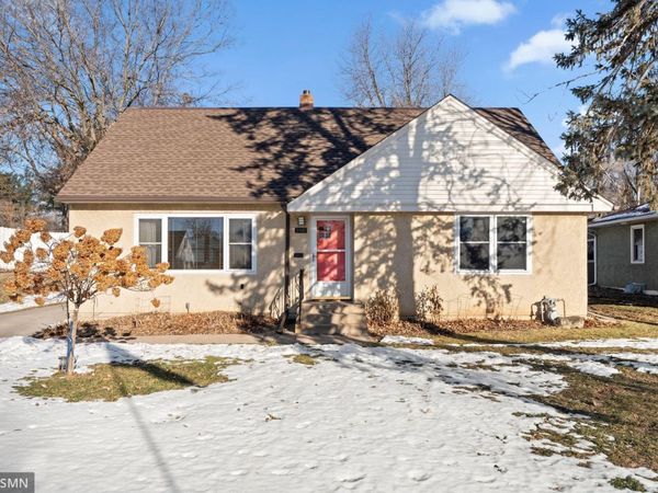2061 Arlington Avenue E, Saint Paul, MN 55119