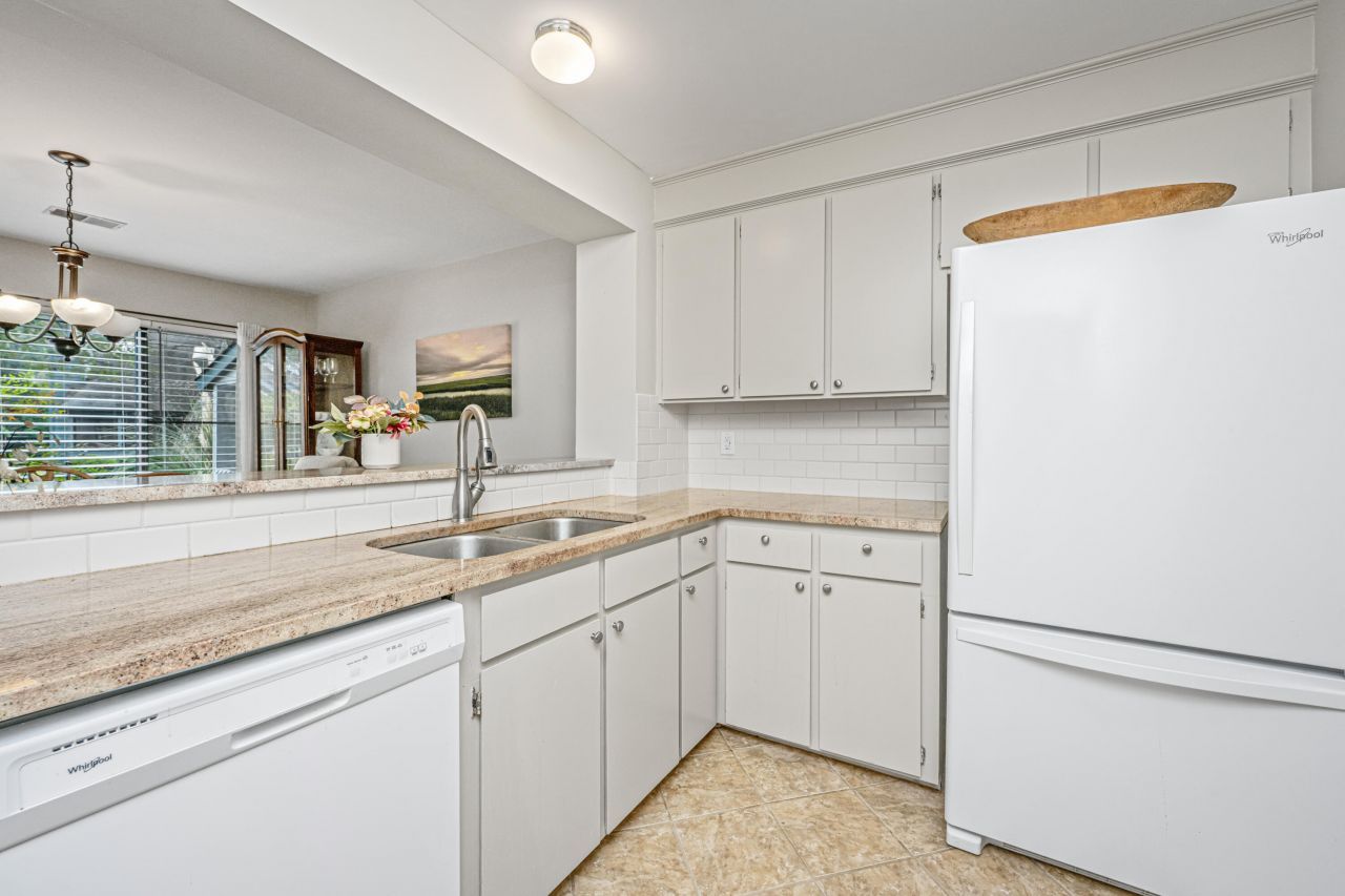 1133 Hidden Cove Drive Photo 14