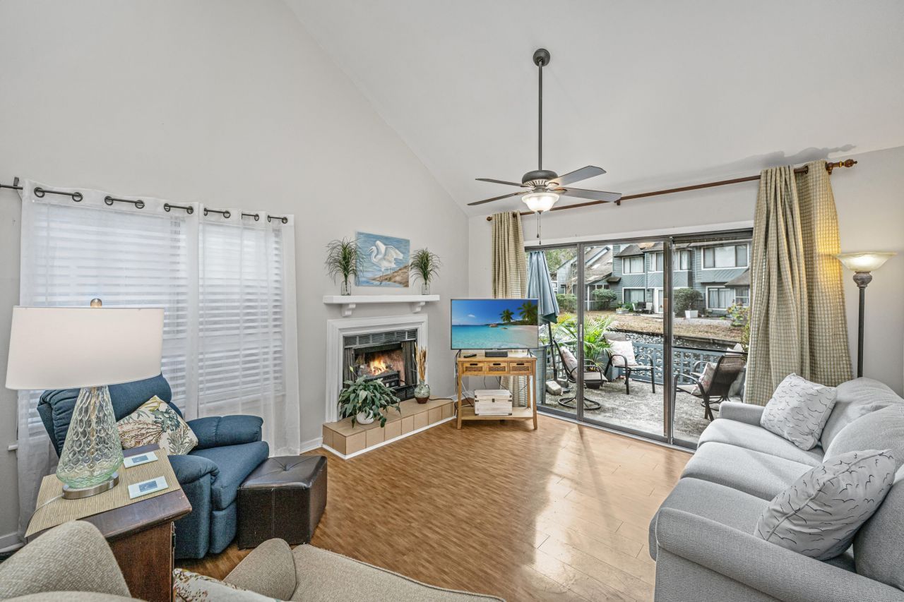 1133 Hidden Cove Drive Photo 9