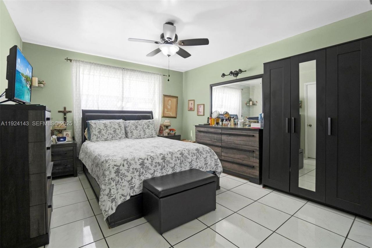 5530 W 26th Ct, Unit 102, Hialeah, FL 33016 Photo