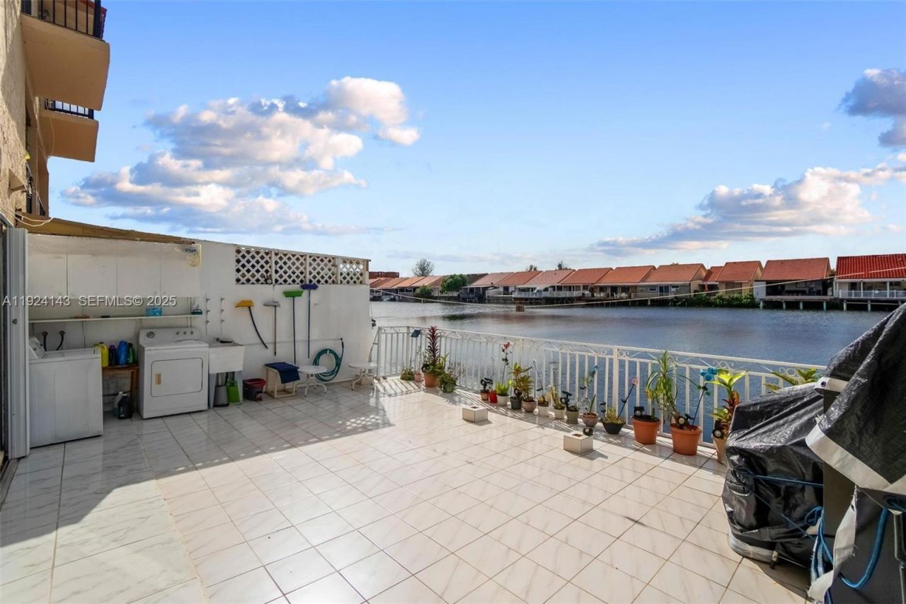 5530 W 26th Ct, Unit 102, Hialeah, FL 33016 Photo