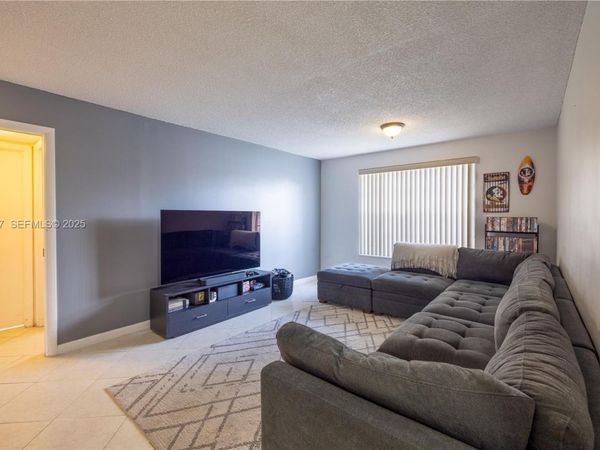 428 NW 70th Ave, Unit 137, Plantation, FL 33317