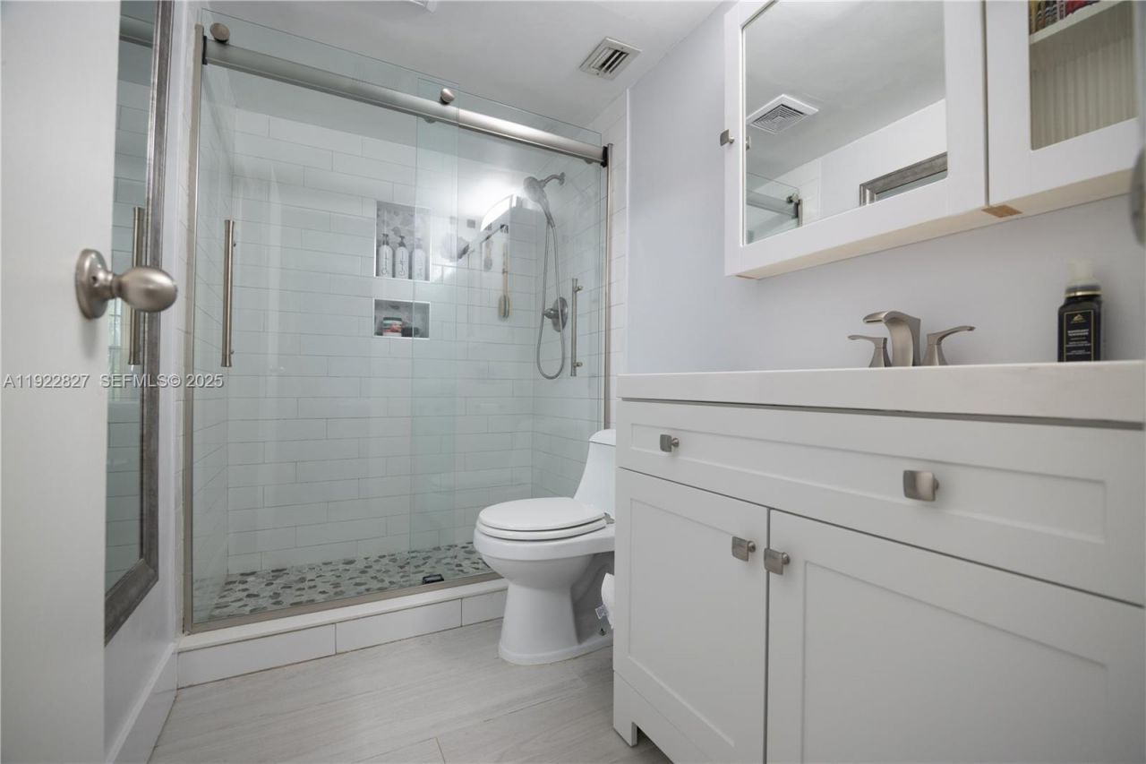 428 NW 70th Ave, Unit 137, Plantation, FL 33317 Photo