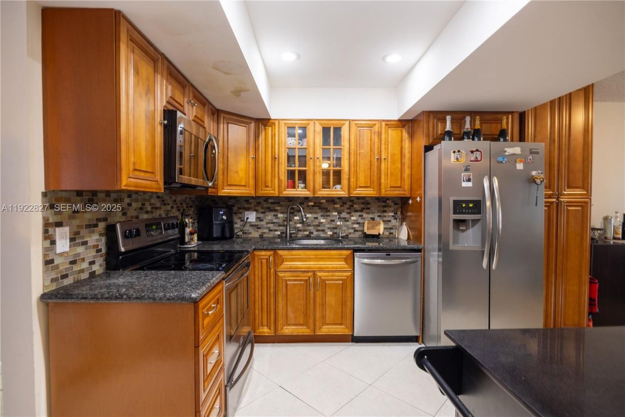 428 NW 70th Ave, Unit 137, Plantation, FL 33317 Photo