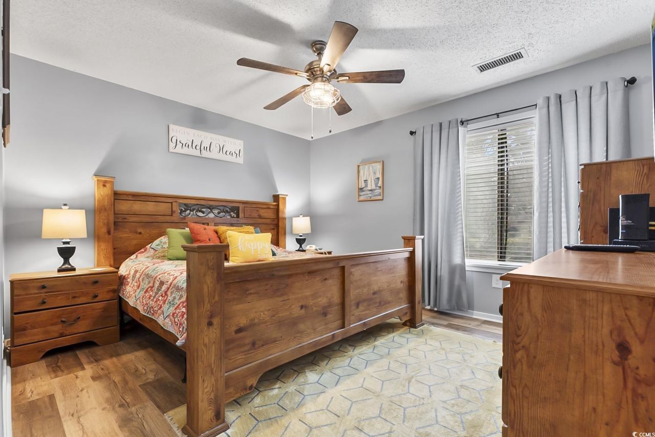 400 Melrose Dr. Photo 15