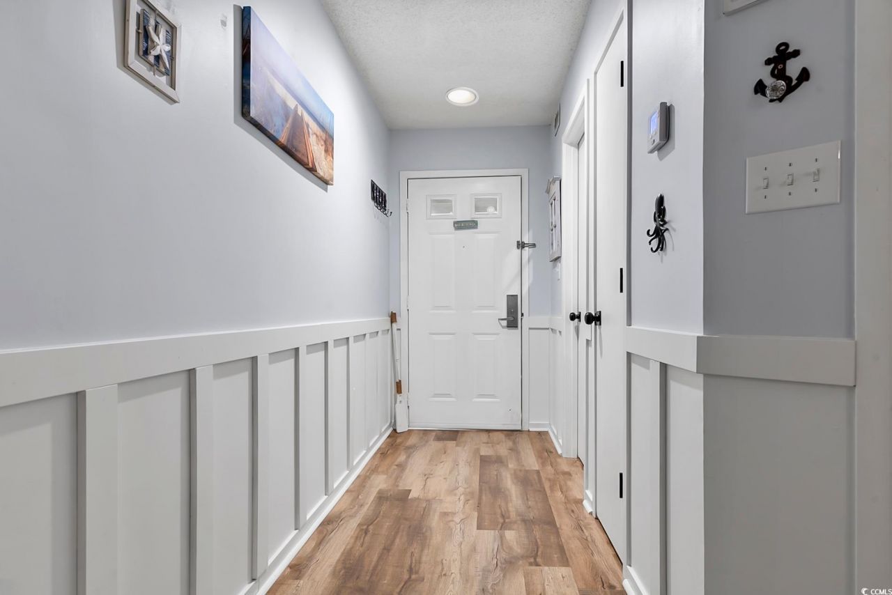 400 Melrose Dr. Photo 24