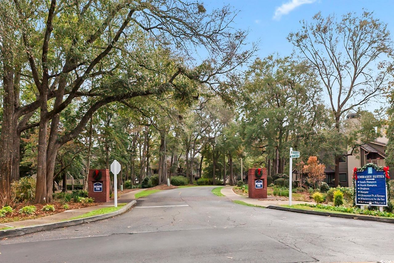 400 Melrose Dr. Photo 37