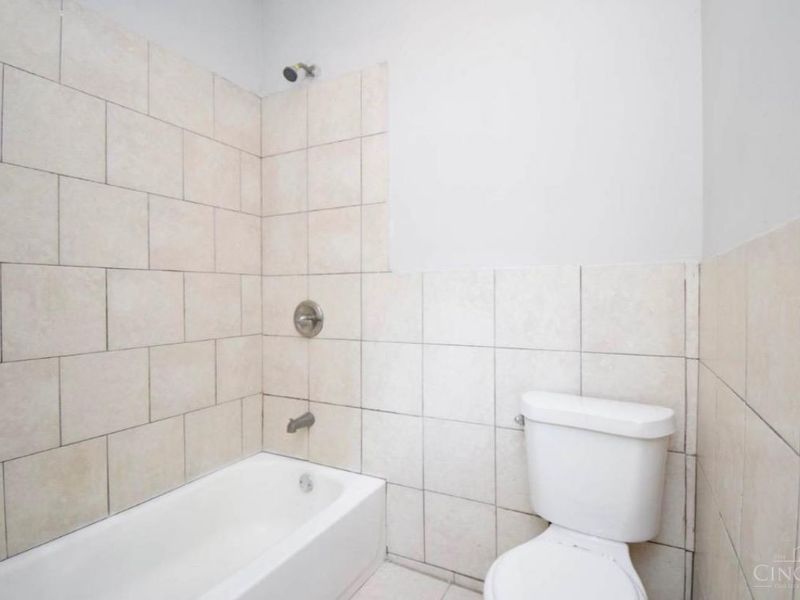 1015 Purcell Avenue, Cincinnati, OH 45205 Photo 16