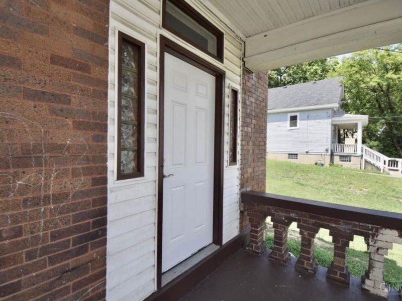 1015 Purcell Avenue, Cincinnati, OH 45205 Photo 2