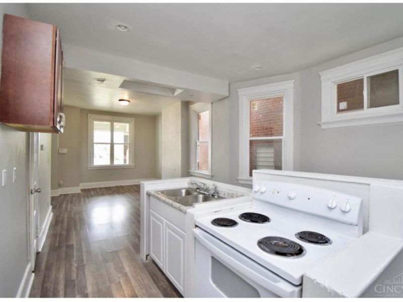 1015 Purcell Avenue, Cincinnati, OH 45205 Photo 7