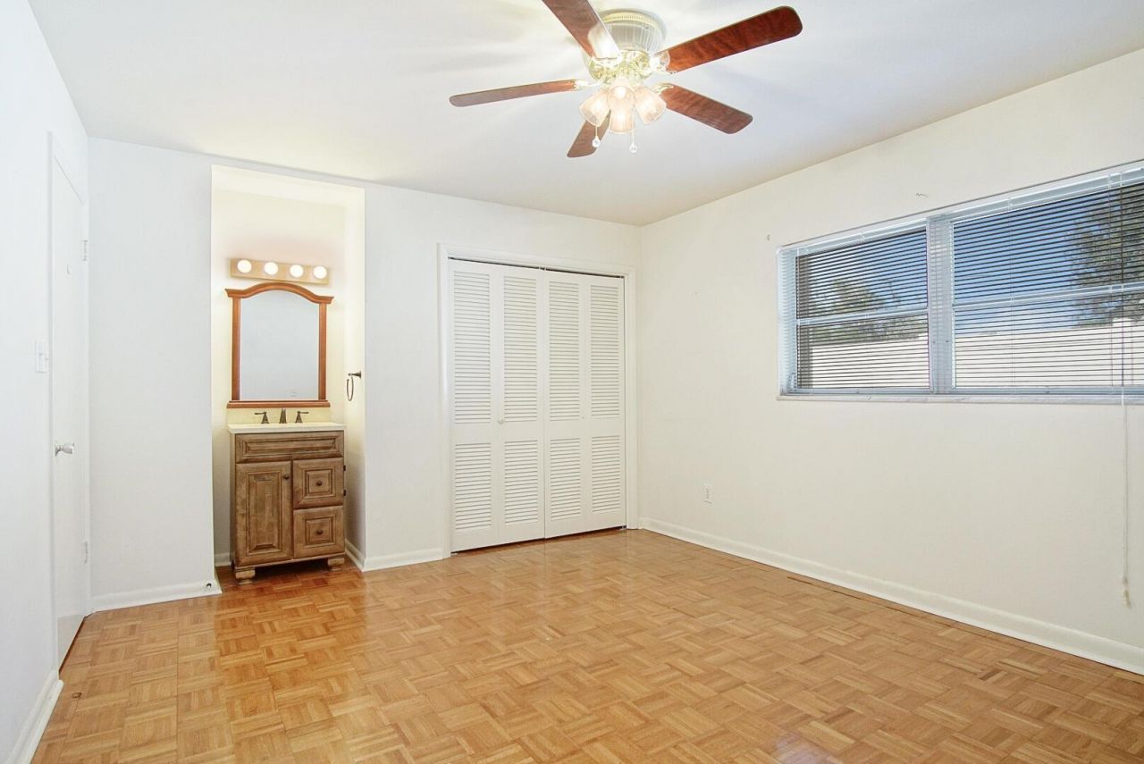 2717 Sunrise Boulevard, Fort Pierce, FL 34982 Photo