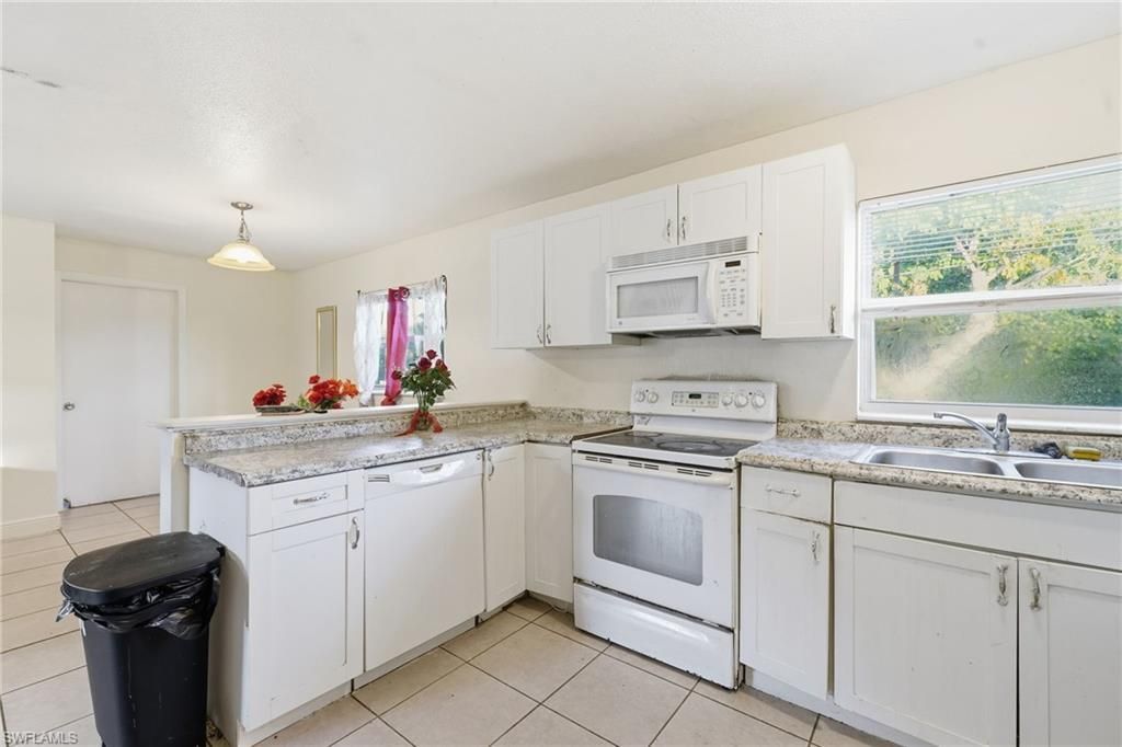 2505 Henderson Ave, Fort Myers, FL 33916 Photo