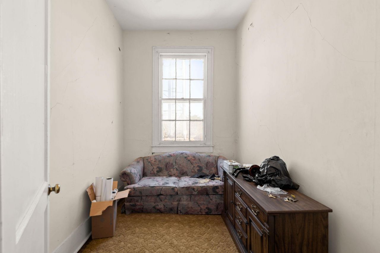 17 Charlotte Street Photo 24