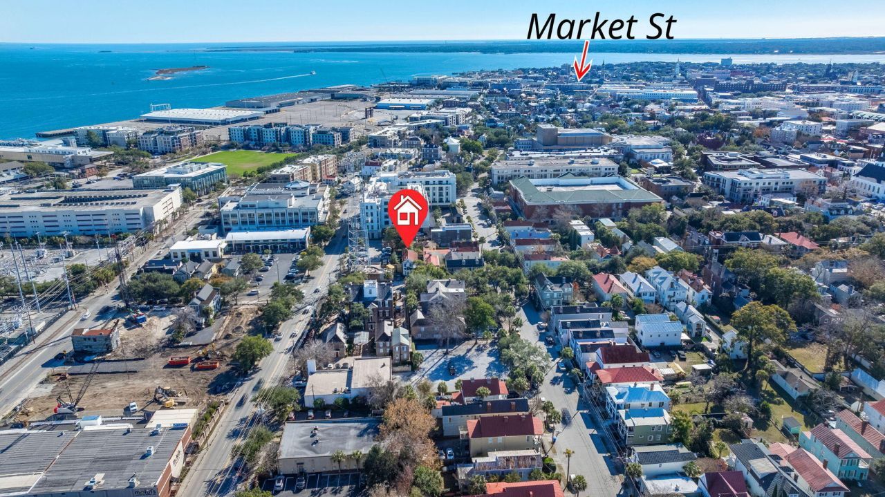 17 Charlotte Street Photo 31