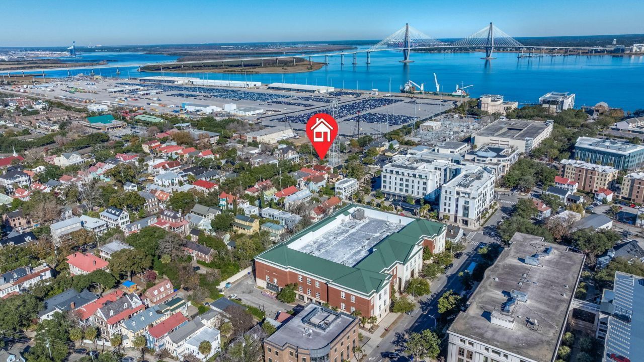 17 Charlotte Street Photo 33