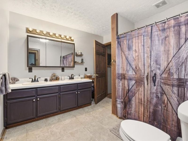 3200 Millersburg Road, Gambier, OH 43022 Photo 12