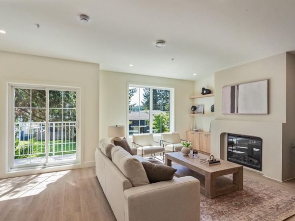 2770 Vantilburg Cres, Unit 102, Langford, BC V9B 3K4