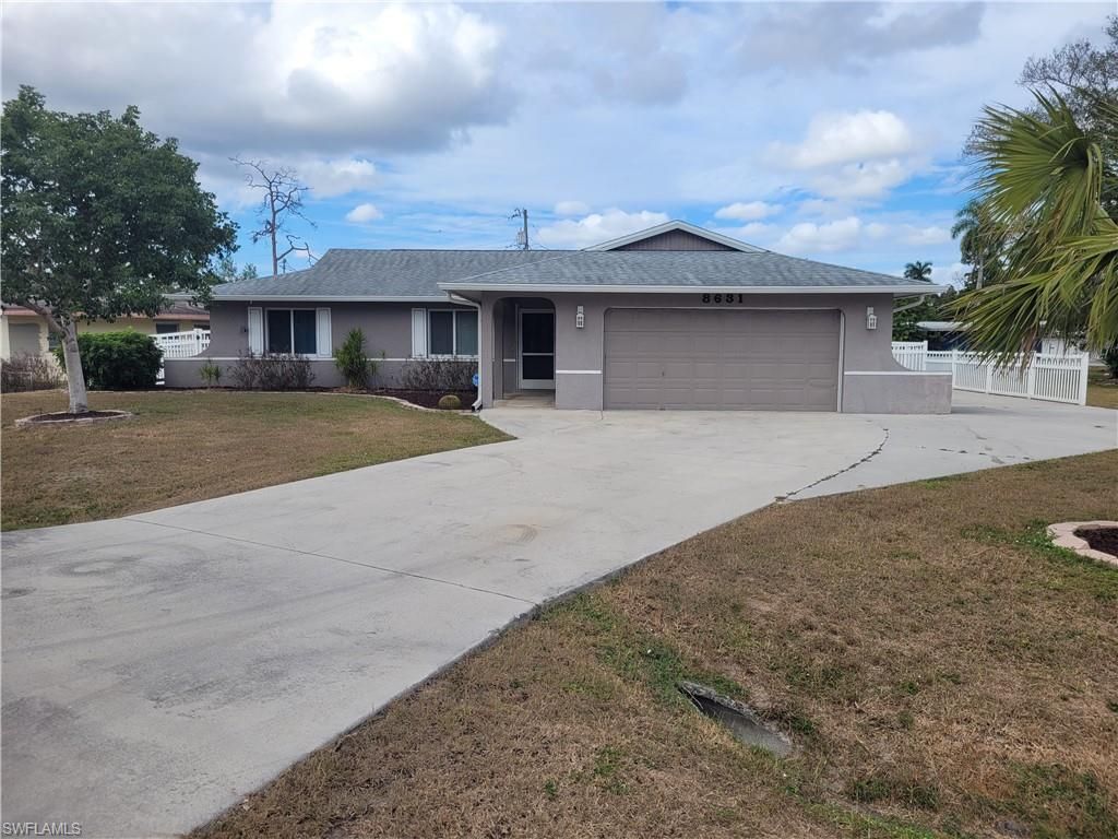 8631 Beacon St, Fort Myers, FL 33907 Photo