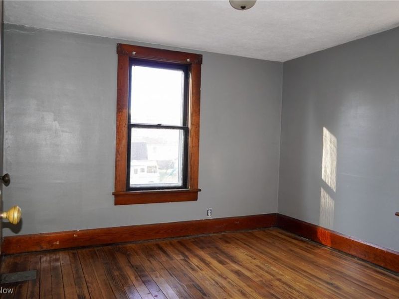 48 20th Street SW, Barberton, OH 44203 Photo 11