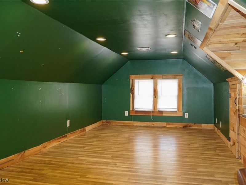 48 20th Street SW, Barberton, OH 44203 Photo 13