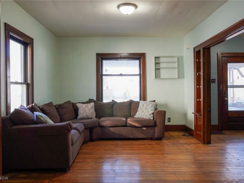 48 20th Street SW, Barberton, OH 44203 Photo 5