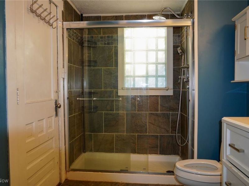 48 20th Street SW, Barberton, OH 44203 Photo 7