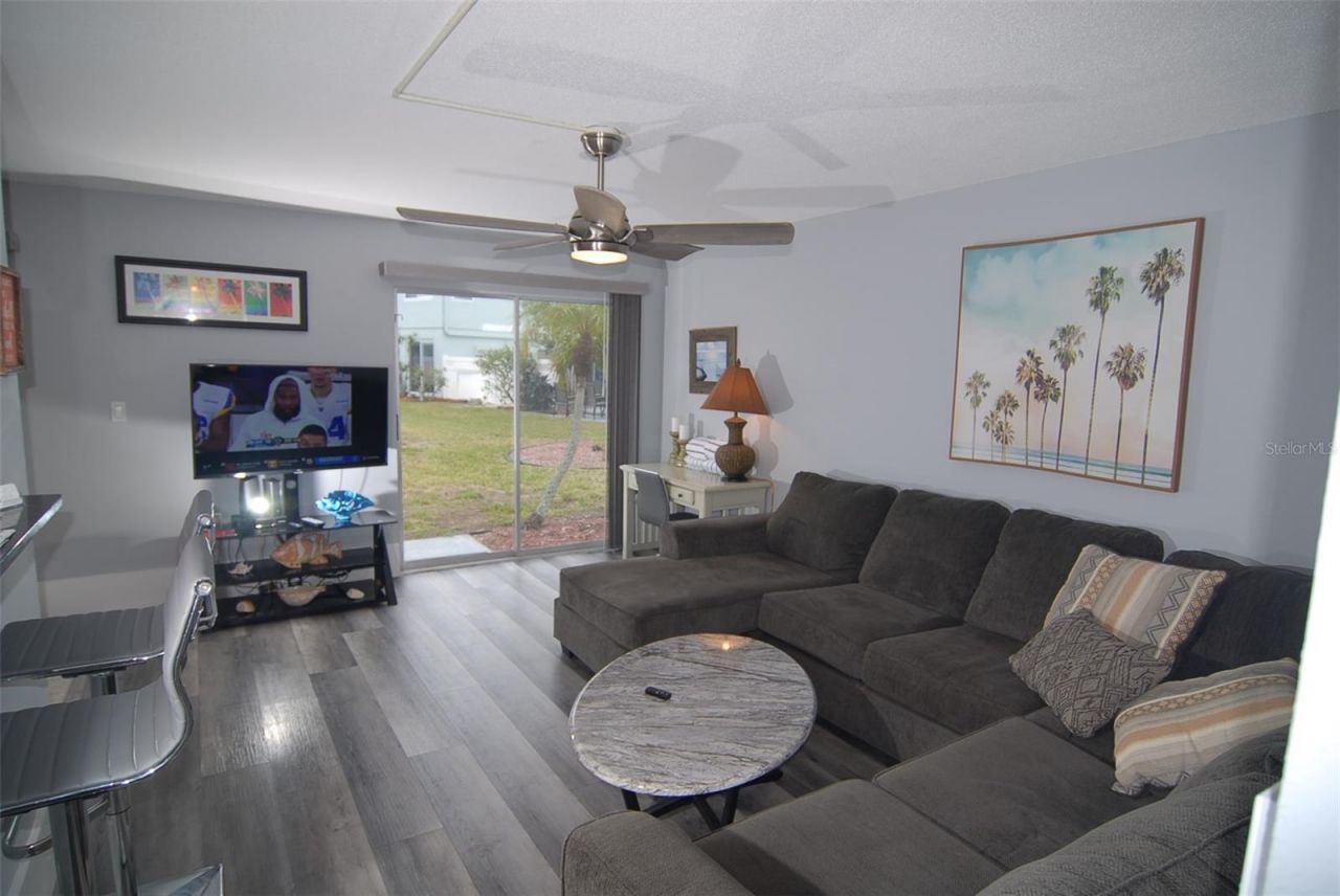 10125 Manatee Avenue W, Unit A4, Bradenton, FL 34209 Photo