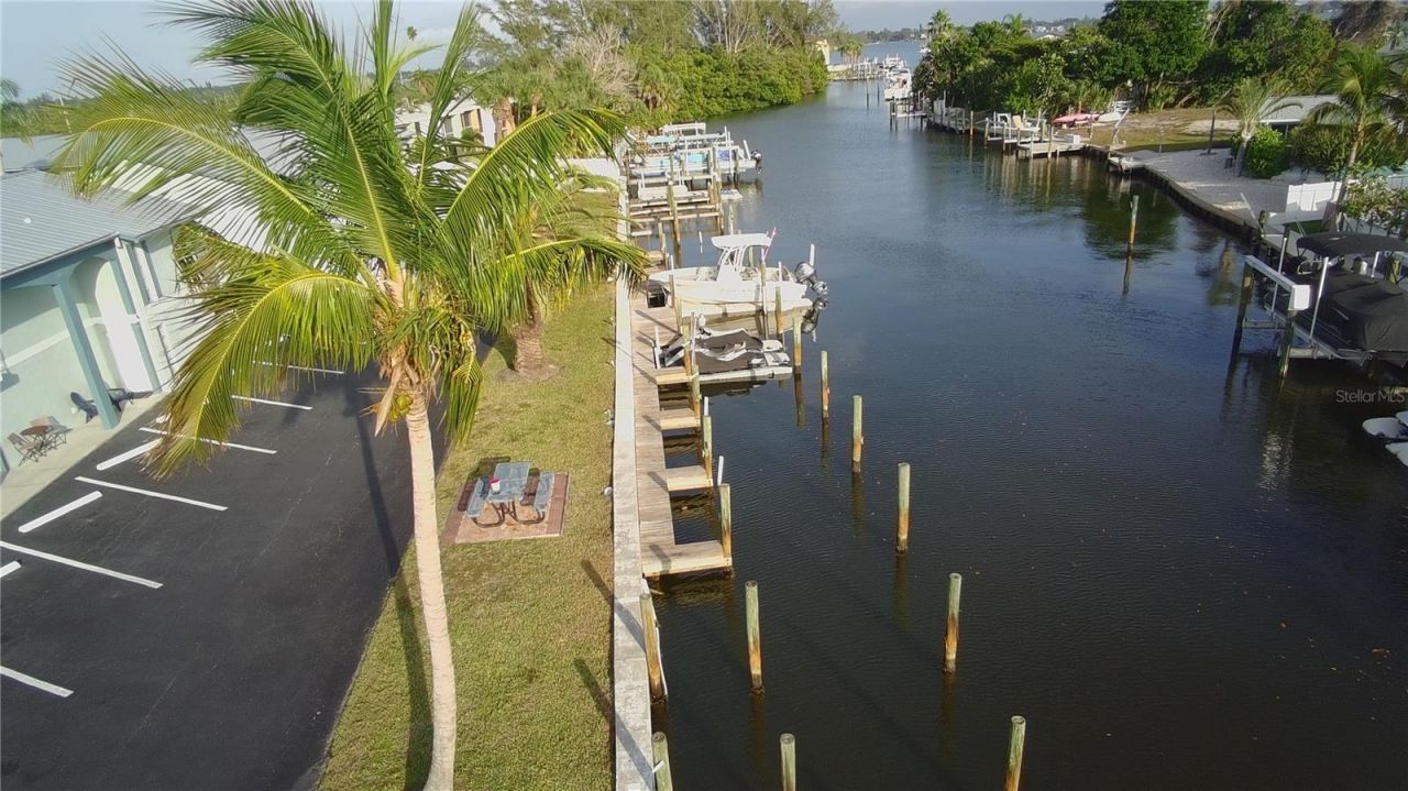 10125 Manatee Avenue W, Unit A4, Bradenton, FL 34209 Photo