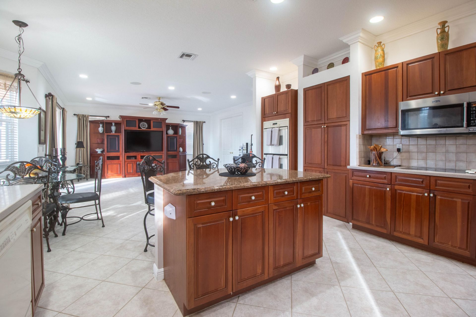 1748 Annandale Circle, Royal Palm Beach, FL 33411 Photo