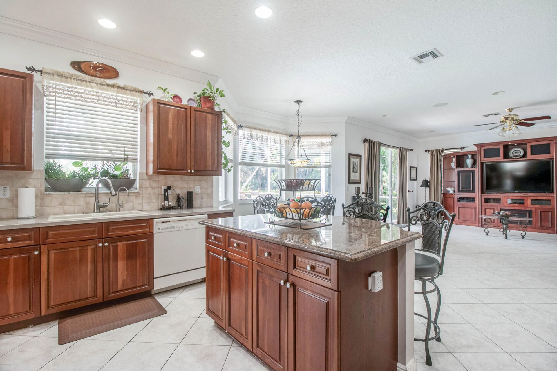 1748 Annandale Circle, Royal Palm Beach, FL 33411 Photo