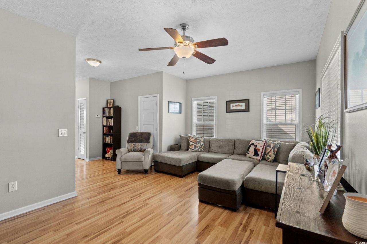 1541 Stilley Circle Photo 6