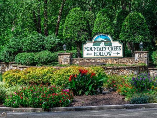 74 Grizzle Court, Ellijay, GA 30540