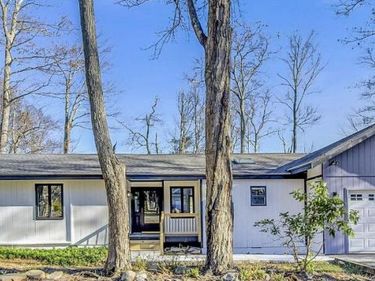 1135 SEVEN NATIONS DRIVE, TOBYHANNA, PA 18466